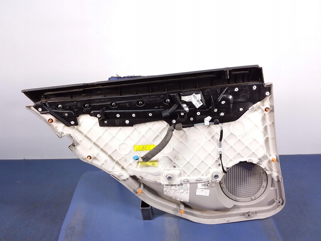 фото №6, Mercedes c w204 kombi обивка дверь задняя правая