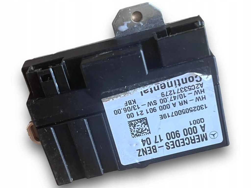 фото №1, Mercedes a klasa w176 модуль насоса топлива a0009001704