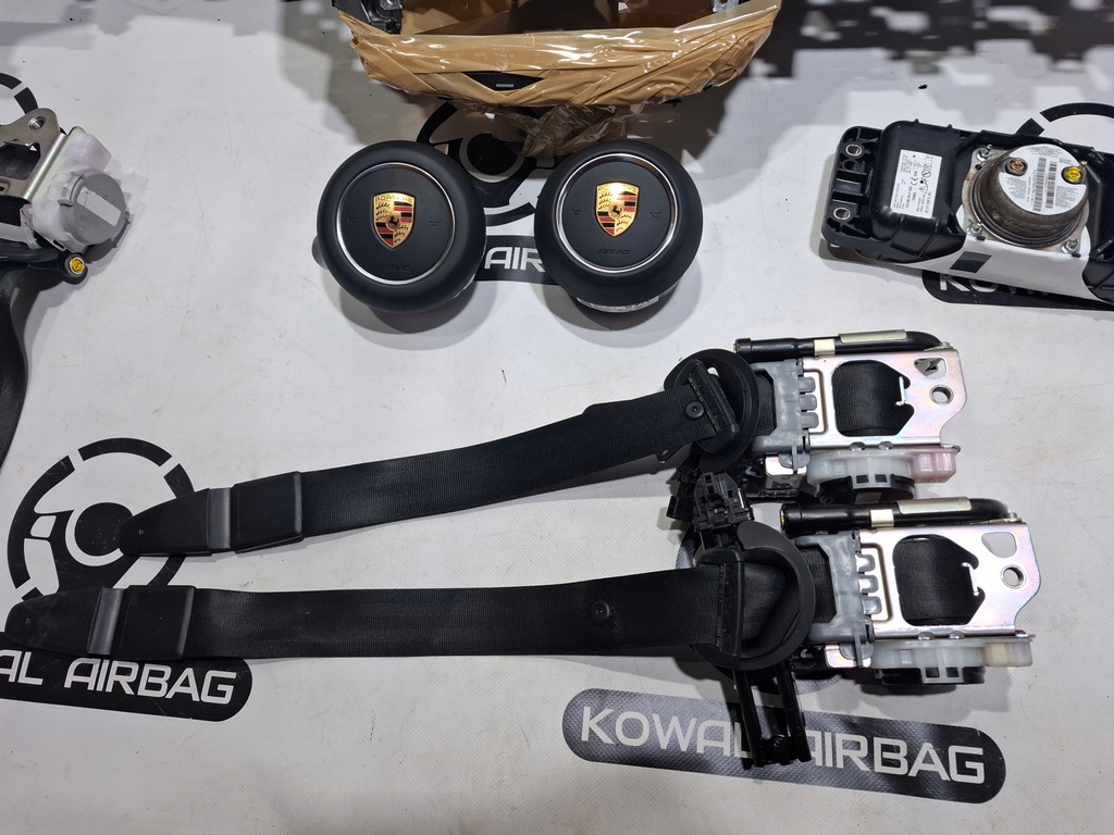 фото №6, Porsche macan 95b lift шкіра панель приладів консоль подушка безпеки ремені оригінал демонтаж