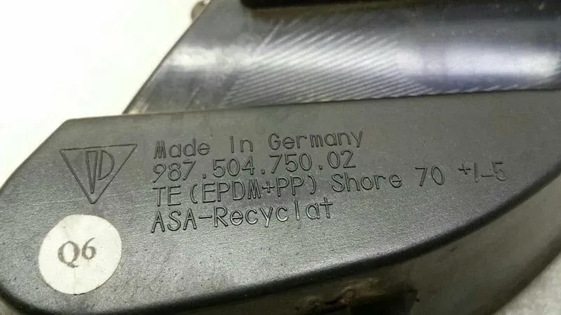 фото №6, Porsche cayman 987 задняя правая решётка 9875042 сетка задняя правая.