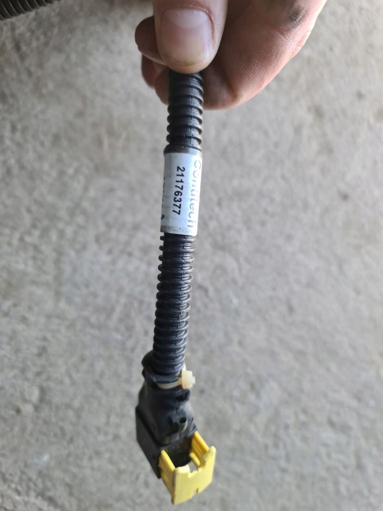 фото №2, Шланг нагреватель ad blue adblue renault range gama t c k volvo fh 4 fm 4 fmx