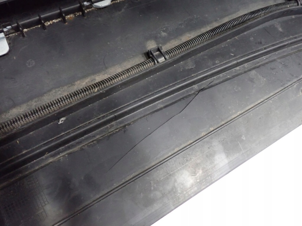 Бампер перед передній решітка радіатора pdc sprysk оригінал vw golf 7 vii рестайлінг  19r Оригінал