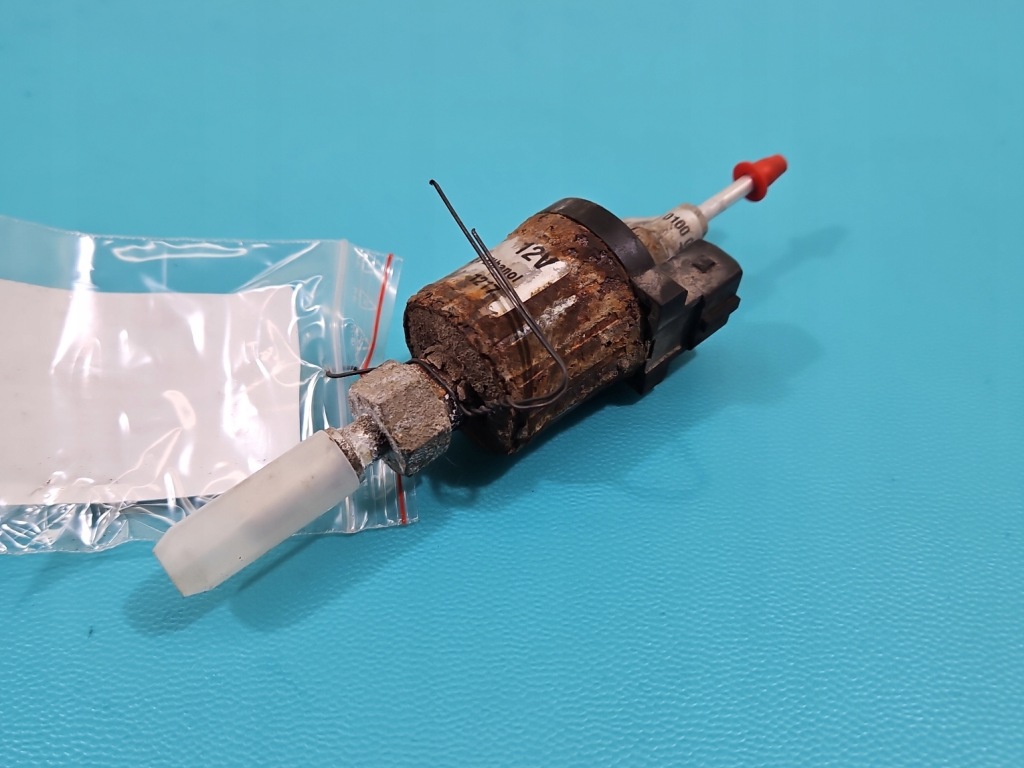 Купити Помпа пального webasto volvo v40 ii 12- 22451713 9124241