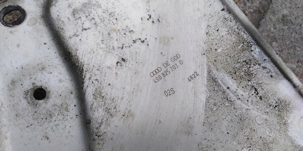 фото №4, Audi r8 4s защита корпус пол двигателя 4s0825203d