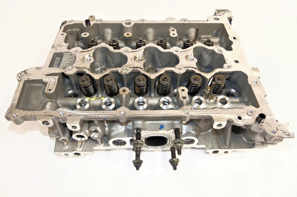 фото №1, Ford focus iv kuga iii mk3 1.5 ecoboost yzda 3-cyl головка цилиндров