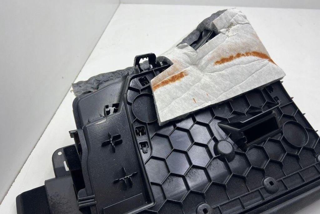 фото №8, Бардачок bmw 4 coupe f32, f82 9228284 3.0l дизель 2014