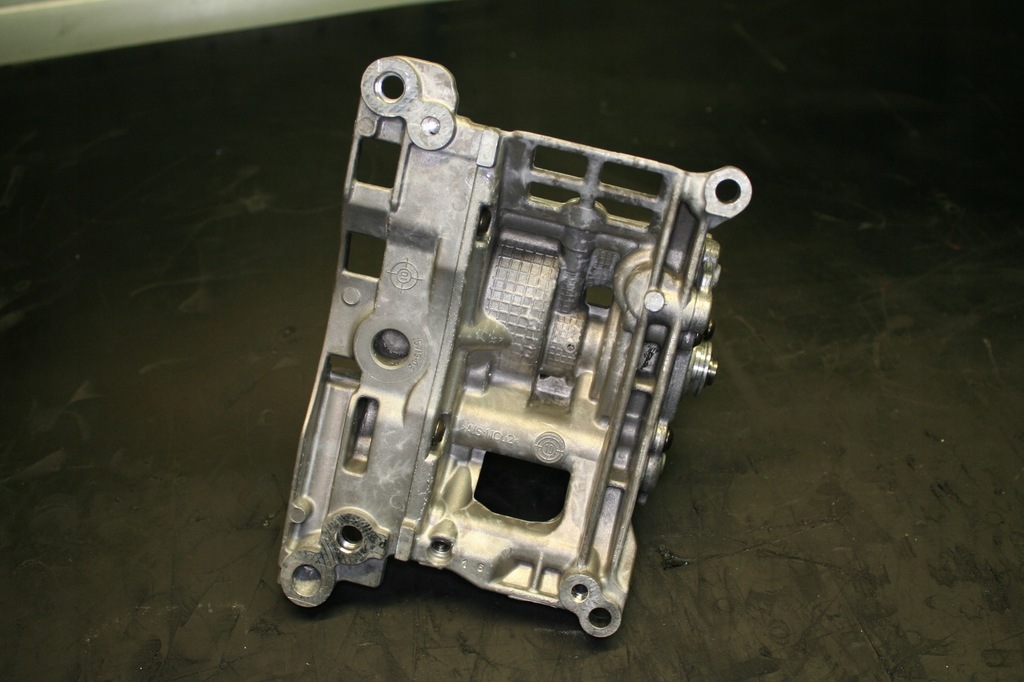 фото №9, Bmw f01 f10 x5 f15 n57n n57z насос масла оригинал