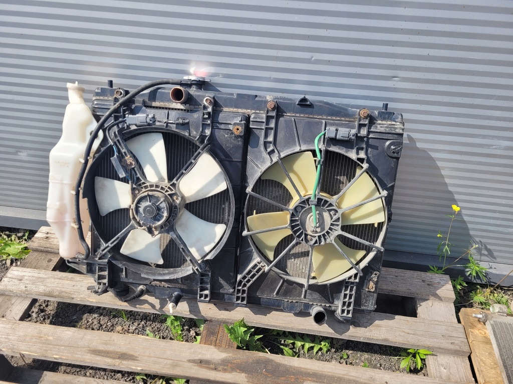 фото №10, Honda fr-v 2.0 радиатор wody кондиционера вентиляторы