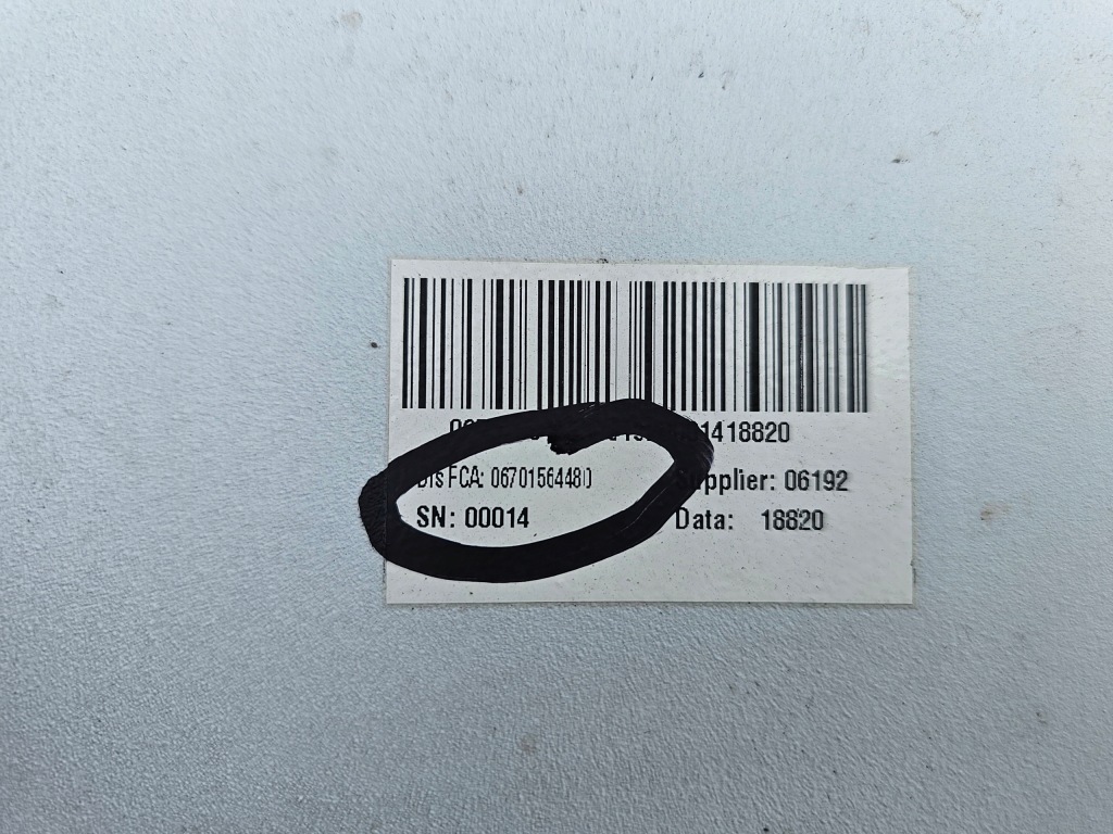 Maserati mc20 mc 20 крыло  перед правый  6701564480 новый Недорого