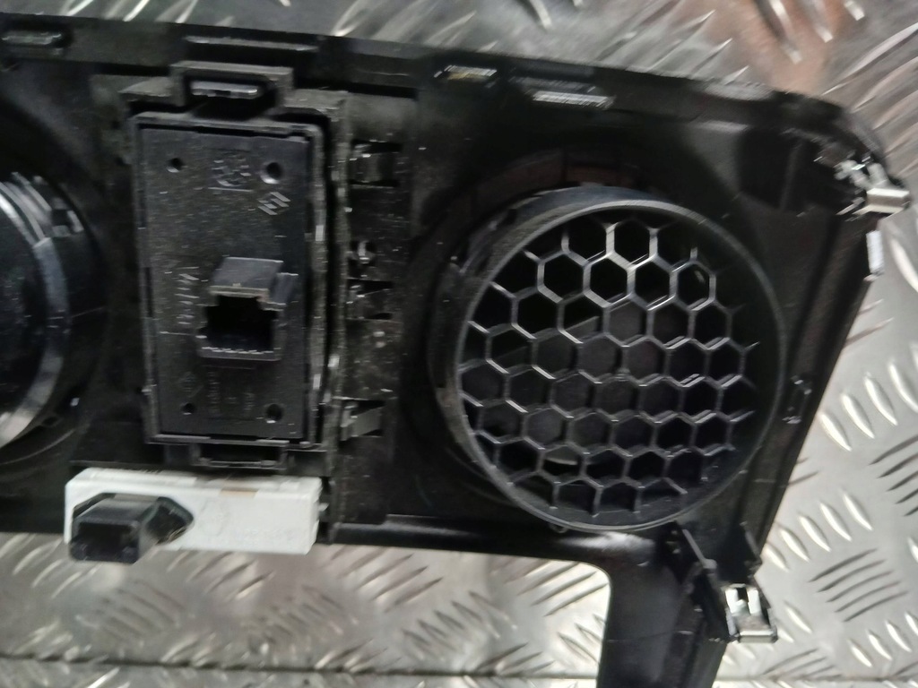 фото №9, Dacia lodgy lift панель рамка панелі навігації решітка 682607382r 2021r