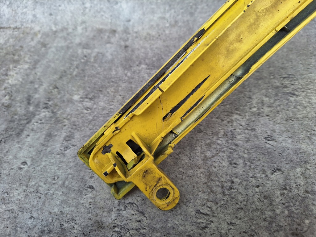 фото №4, Mercedes actros mp4 молдинг pod фара ліва a9608840