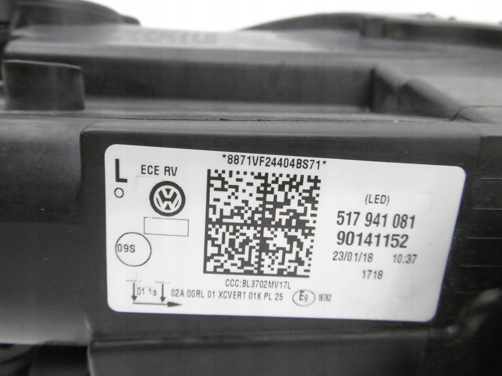 фото №6, Vw golf sportsvan lift лампа ліва full led idealna