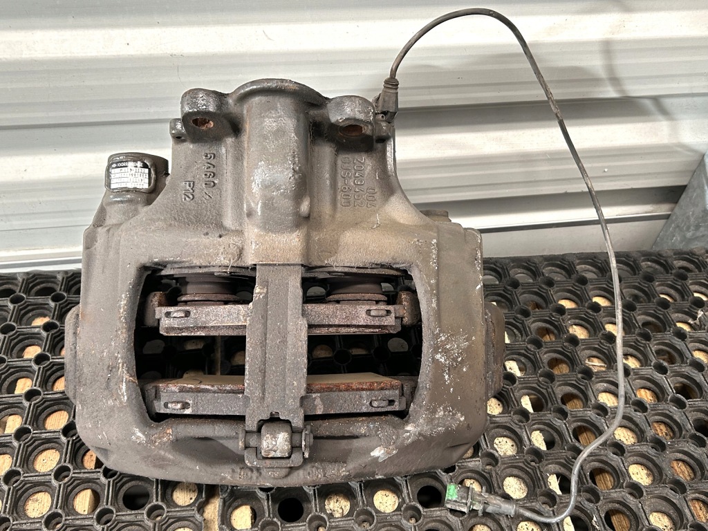 Купити Mercedes-benz оригінальний номер a9444201002 супорт гальмівний задній l