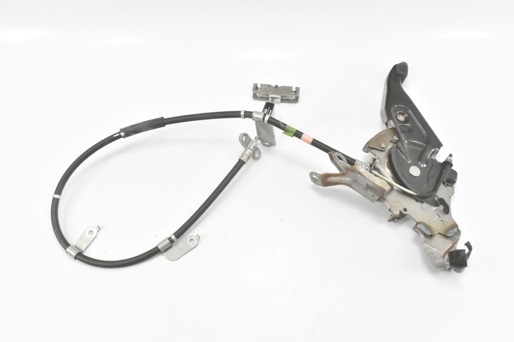 фото №1, Педаль трос тормоза ручного 4620047090 toyota prius iii mk3 xw30