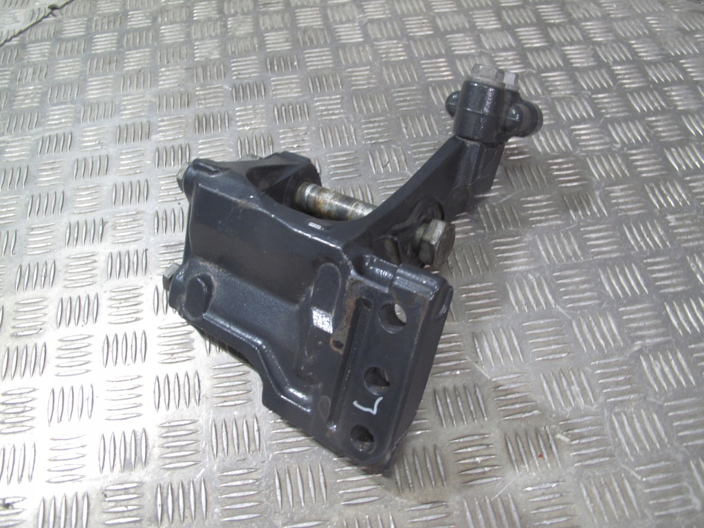 фото №6, Кронштейн передние рессора scania r s