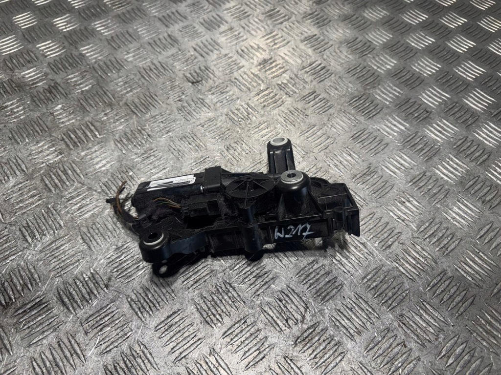 Купити Mercedes s w217 podajnik поперечина a2178600182