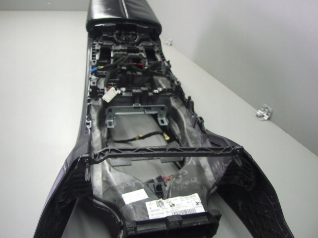 фото №8, Туннель средний подлокотник bmw e90 e91 584507