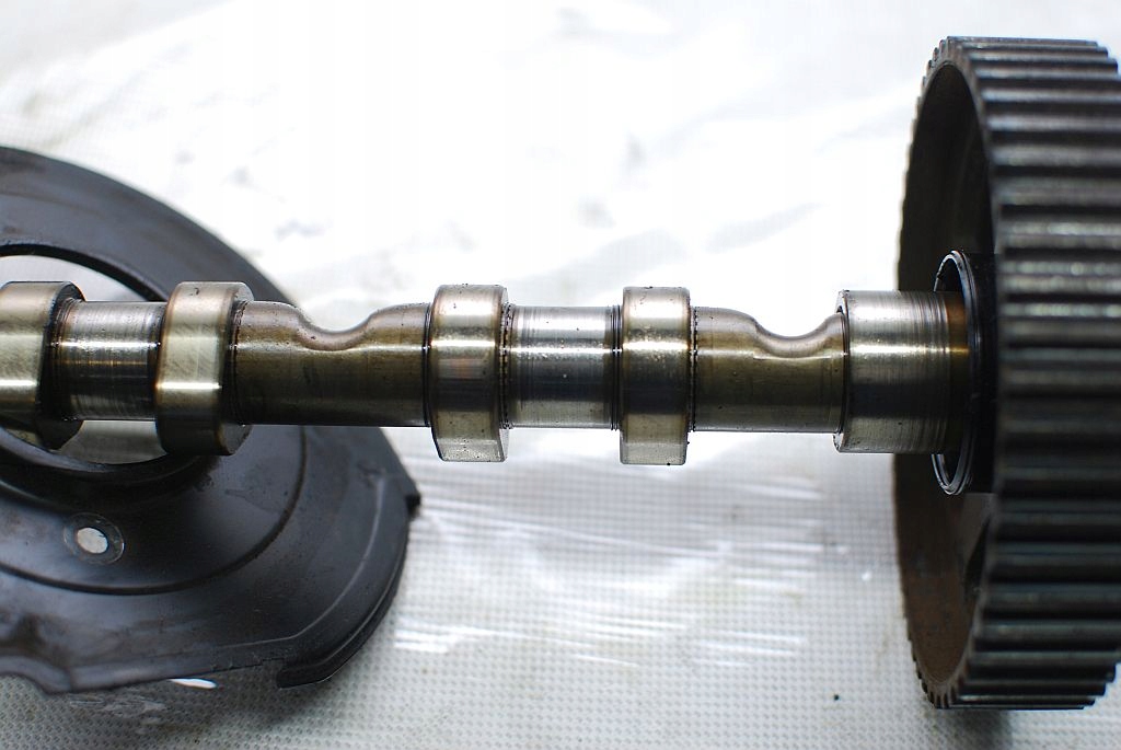 фото №12, Вал розподільного валу варіатор 06d109088b колесо розподільного валу a4 b6 2.0 fsi awa 150km