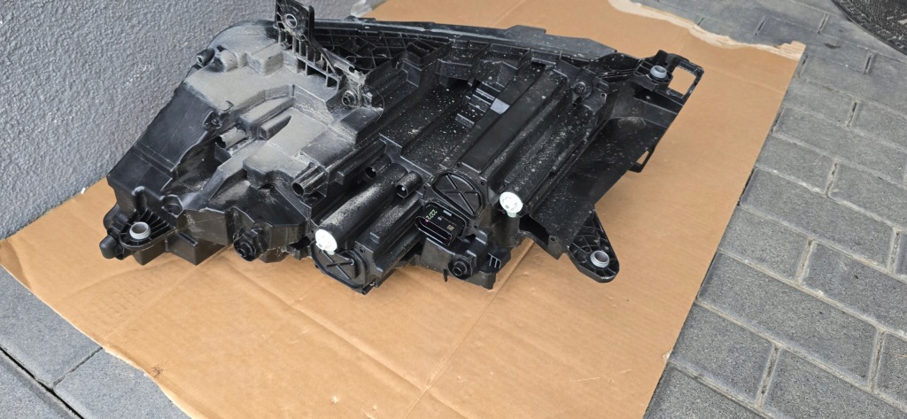 фото №6, Skoda enyaq лампа правый перед full led 5lb941016a