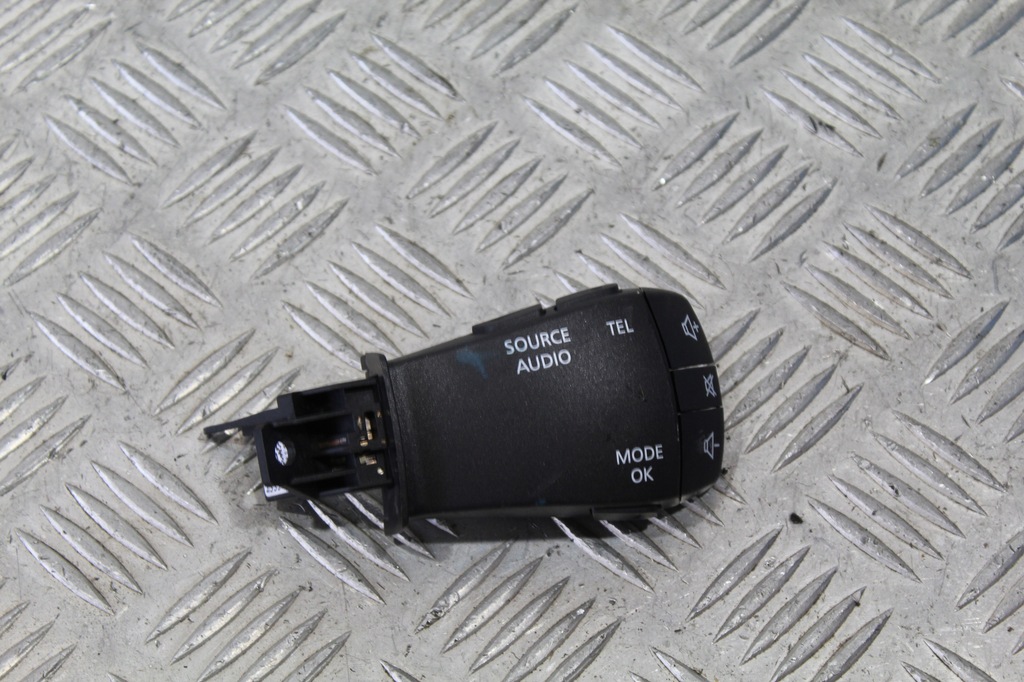 фото №1, Управление радио kadjar lift 255520229r