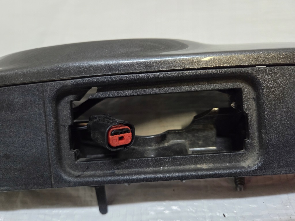 фото №7, Ford mondeo mk5 накладка крышки багажника kombi ds73-n43400-a