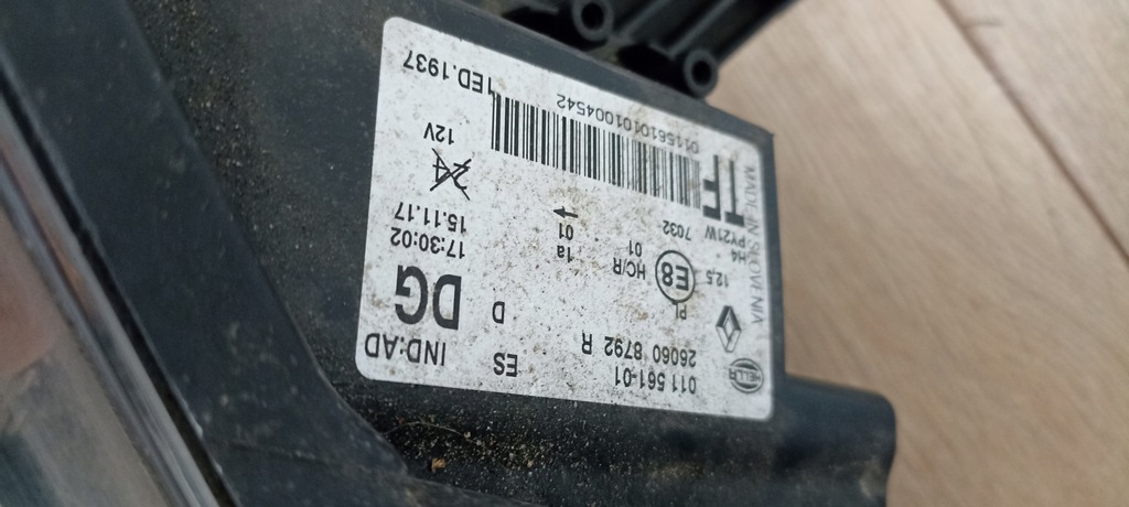 фото №8, Лампа перед левая renault twingo iii 3