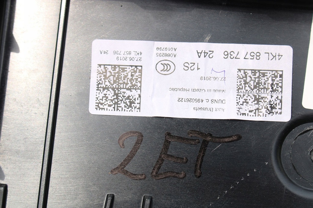 фото №11, Audi q8 e-tron консоль pulpit 4m 4kl857001 панель приладів приладова панель приладів pulpit