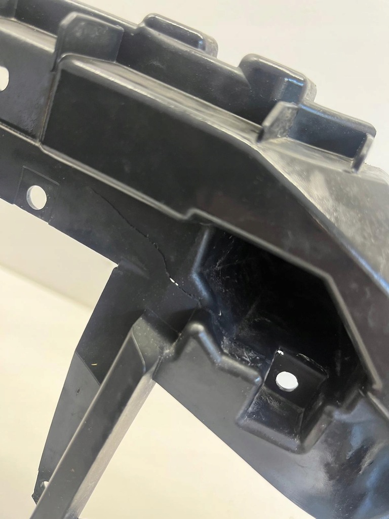 фото №6, Audi q8 підсилювач решітка радіатора 4m8807233a