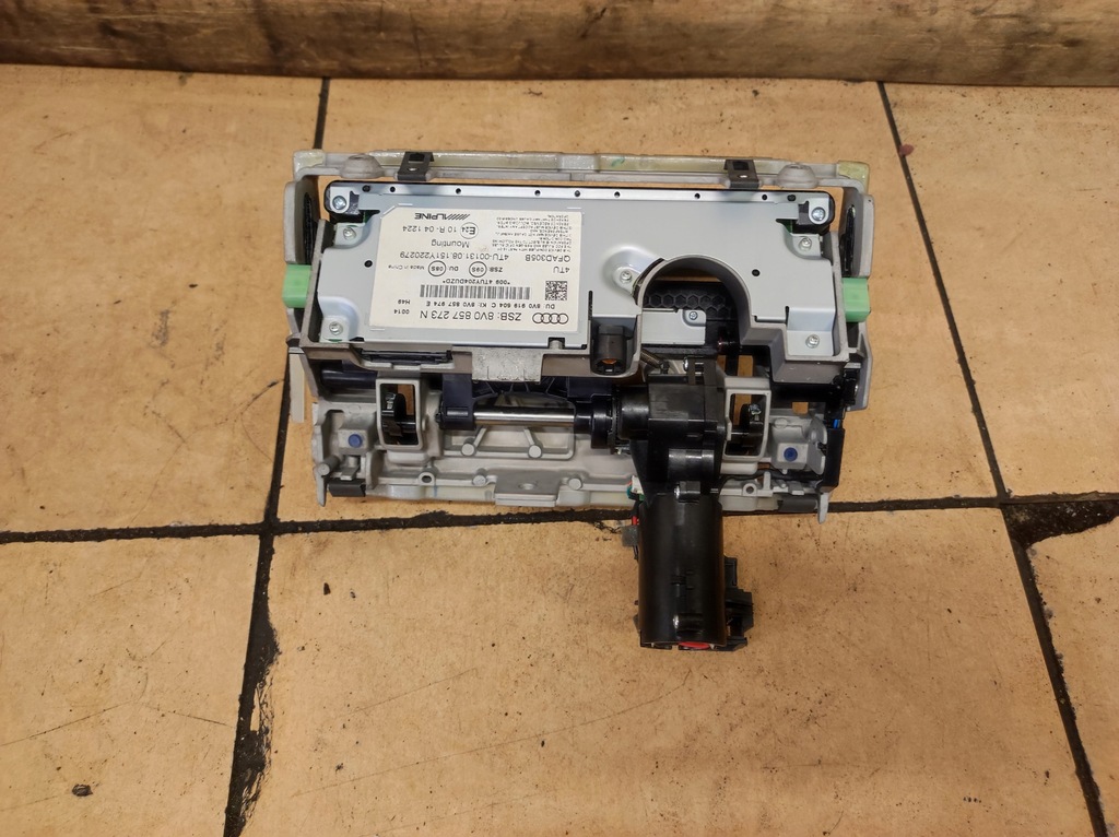 фото №8, Екран дисплей радіо навігації audi a3 8v