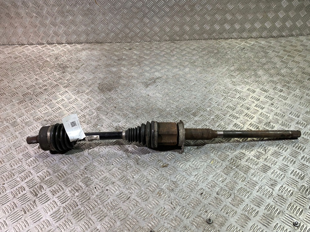 Купить Volvo xc90 2016 приводной вал передняя