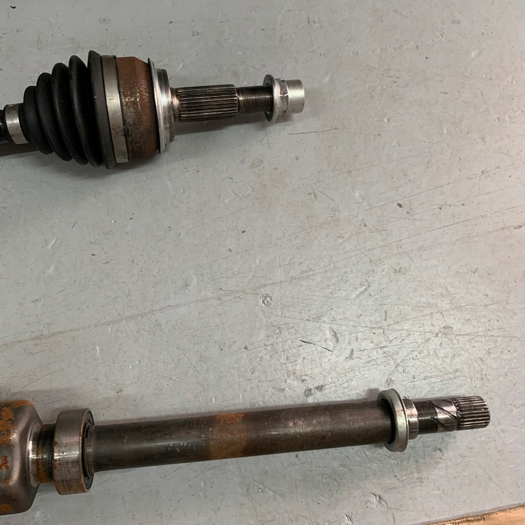 Ліва привідний вал 391016557r renault austral espace vi 1.2 e-tech Доставка