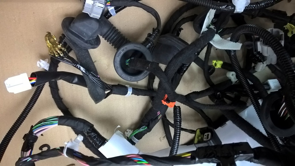 фото №9, Nissan leaf ii ze1 2017-2025 электропроводка жгут салона оригинальный номер 24014-5sa7b nowa