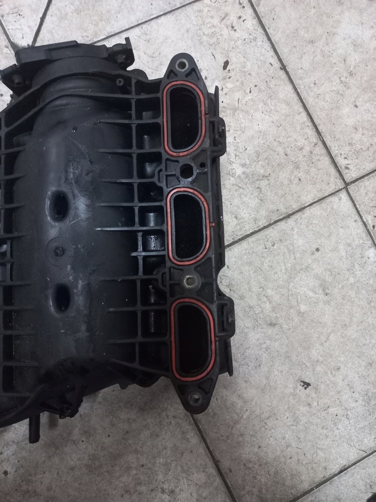 фото №6, Chrysler voyager 3.3 v6 коллектор всасывающий 04781581aa