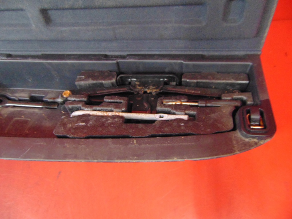 фото №8, Santa fe 2 ii бардачок багажника домкрат hak ключ