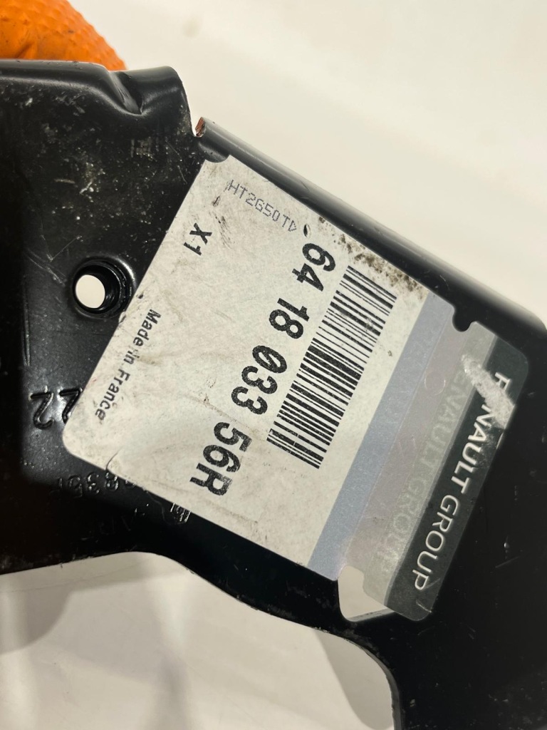 фото №4, Renault clio iv captur кронштейн крила перед