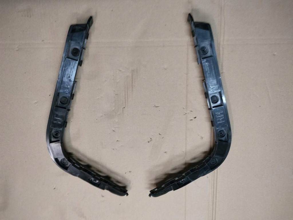 фото №1, Tesla 3 направляющая бампера задняя правый оригинал