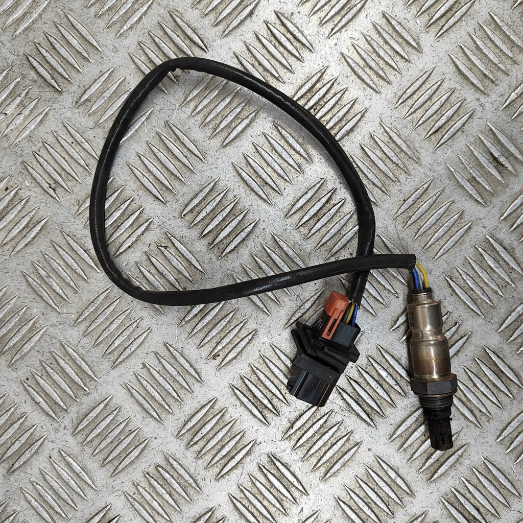 фото №1, Audi a4 s4 b9 8w 2017 датчик лямбда-зонд