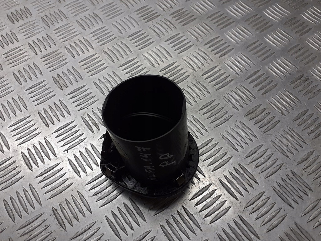 фото №3, Решётка правая обдув alfa romeo 147