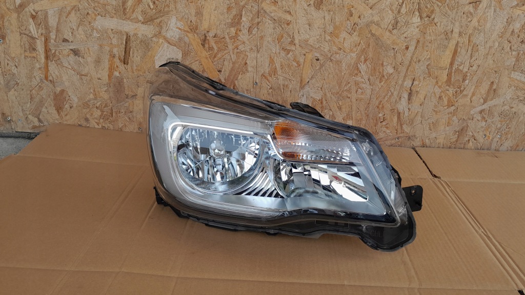 фото №2, Subaru forester iv lift правая лампа перед передняя