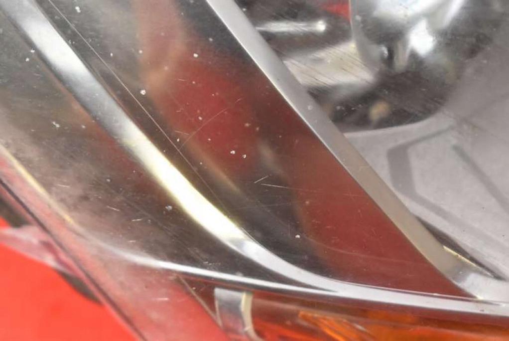 фото №12, Фара правый лампа перед ксенон eu 162984-00 citroen c4 picasso i 06-13