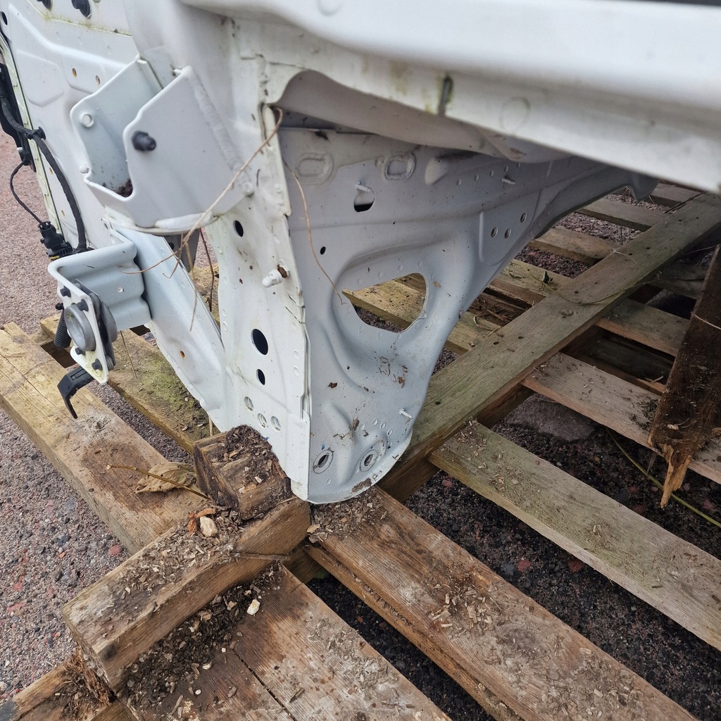 фото №11, Volvo fh4 fh 4 fh5 fh 5 кабіна каркас обшивка лист