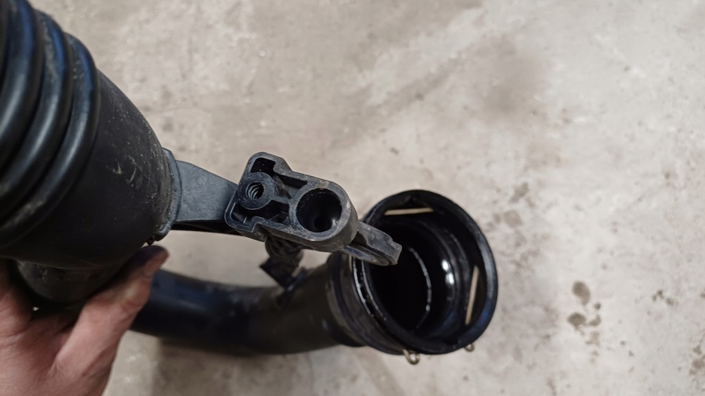 фото №7, Renault megane iv 1.6 dci шланг воздуха 144602744r