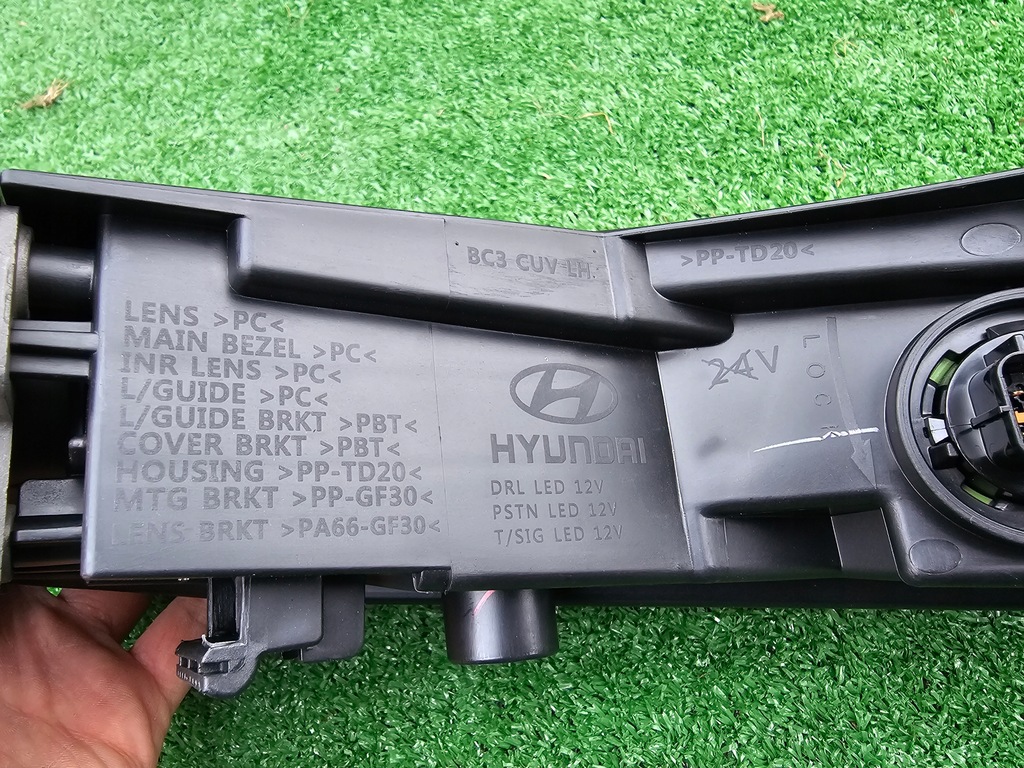 фото №12, Лампа led drl левый перед hyundai bayon 21-