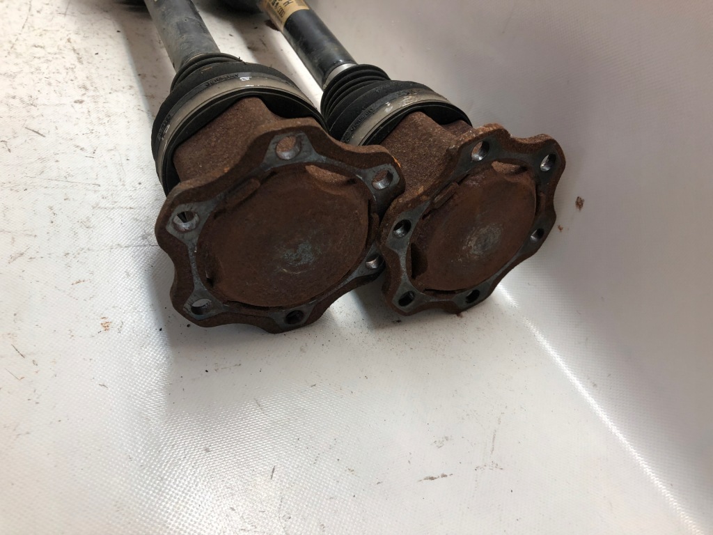 фото №4, A8 d4 3.0 tdi приводной вал левая правая передняя 4h0407271h