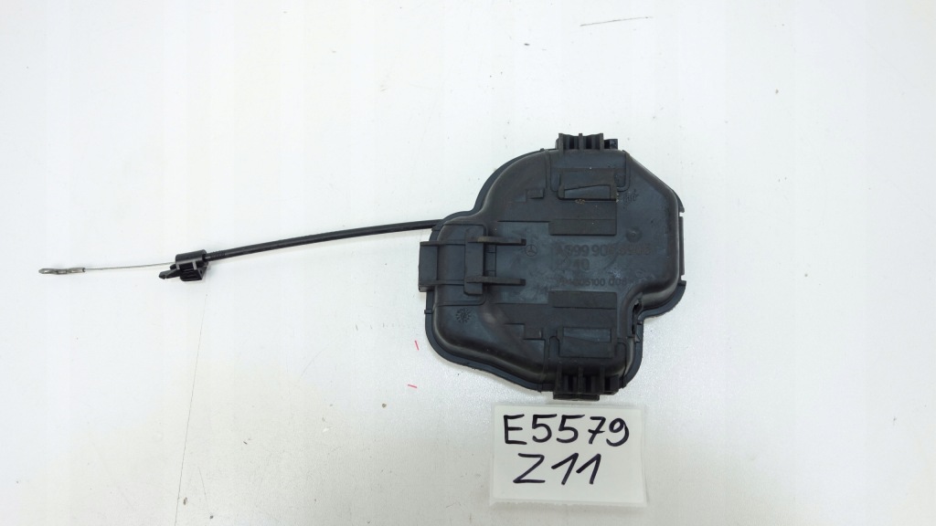 Купити Доводчик кришки багажника mercedes s w217 купе a0999066903