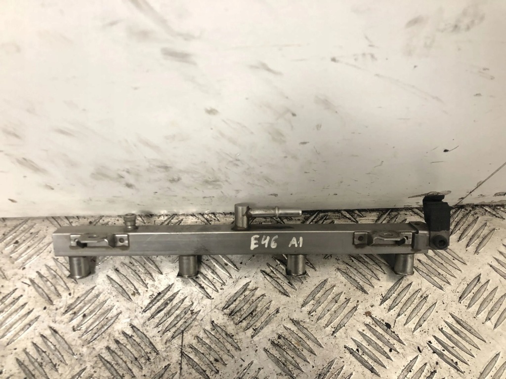 Купити Bmw 3 e46 шланг паливний 7521634 2000cm3 2005