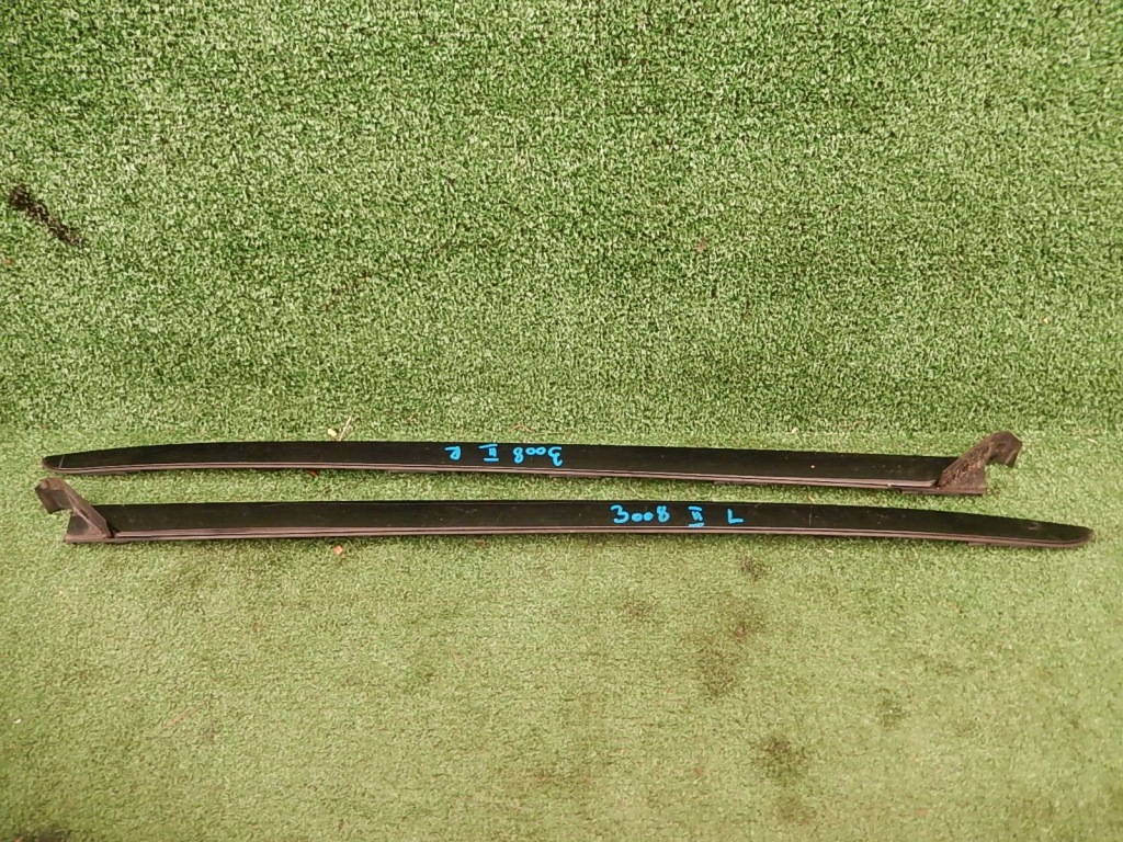 фото №1, Молдинг скло лобове peugeot 3008 ii права