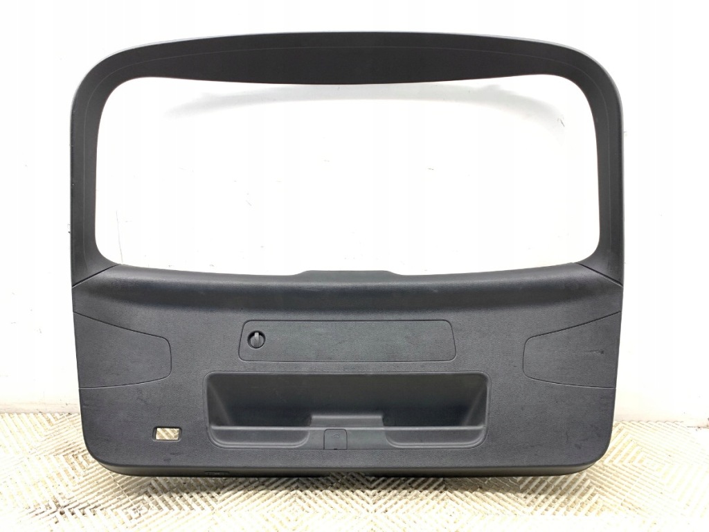 фото №1, Обивка крышки багажника audi q5 fy 80a867979a