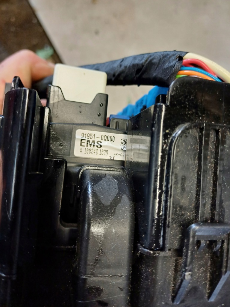 Коробка запобіжників hyundai i30 nr. 91951-0q000 1.4 16v Недорого