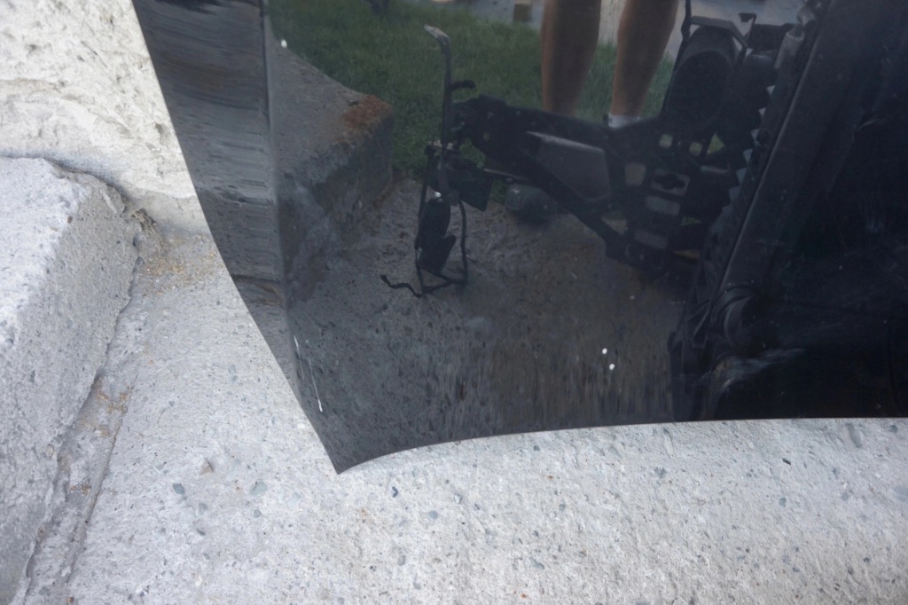 Купити Капот комплектний  перед bmw 5 e60